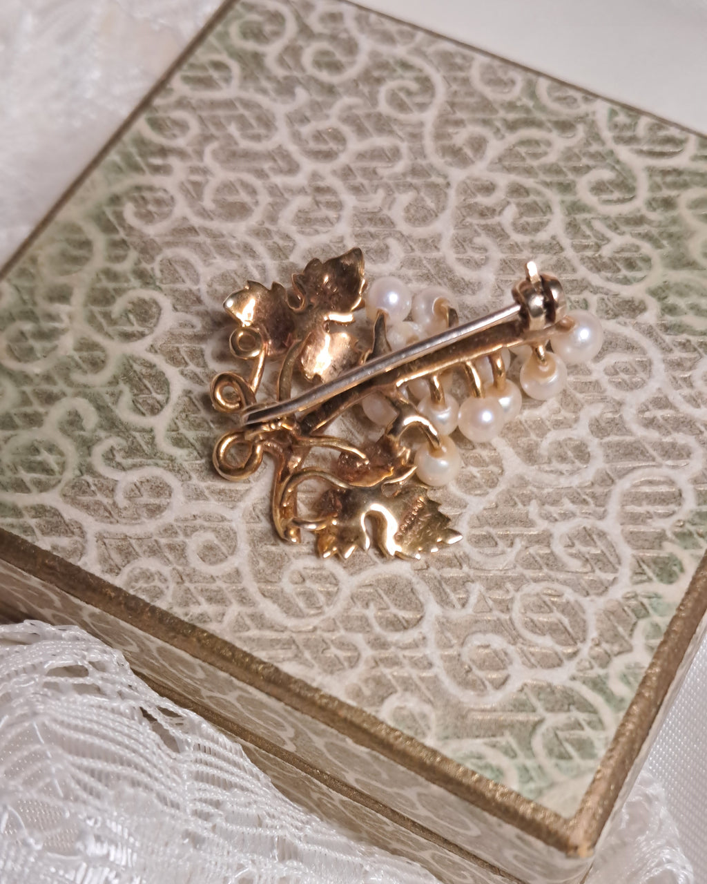 Gold Pearl Broach